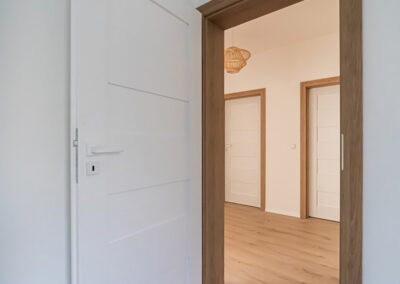 Referencia | Jola Angyalföld