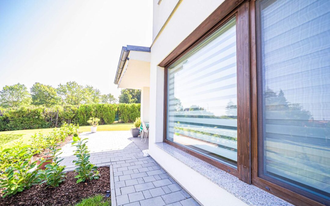 PÁRKÁNY ÉS KÖNYÖKLŐ KÍNÁLATUNK